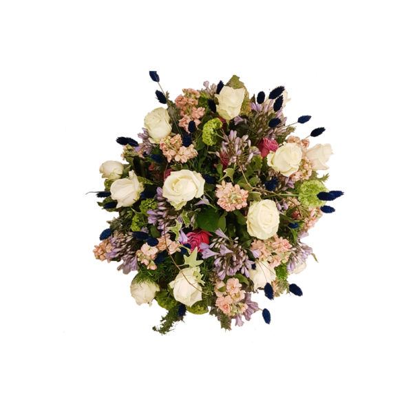 biedermeier rouwstuk-biedermeier stijl-rouwstuk met lint -rouwstuk wit - rouwstuk blauw - door Florali Creations