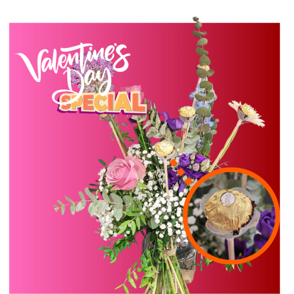 Valentijnsboeket - chocolade - voor de liefste valentijn - floralicreations - delfgauw